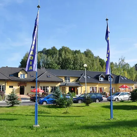 Hotel apartamentowy Dwor Skalny Apartamenty, I Restauracja Karczma Skalna