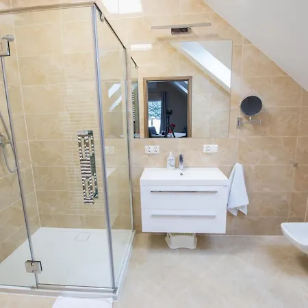 Appart hôtel Dwor Skalny Apartamenty, I Restauracja Karczma Skalna