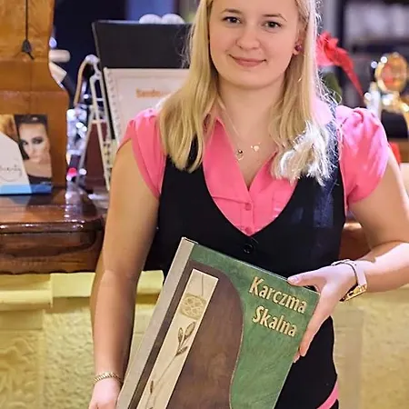 Dwor Skalny Apartamenty, I Restauracja Karczma Skalna Milkow (Lower Silesia)