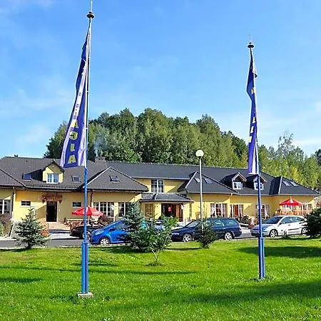 Dwor Skalny Apartamenty, I Restauracja Karczma Skalna Miłków