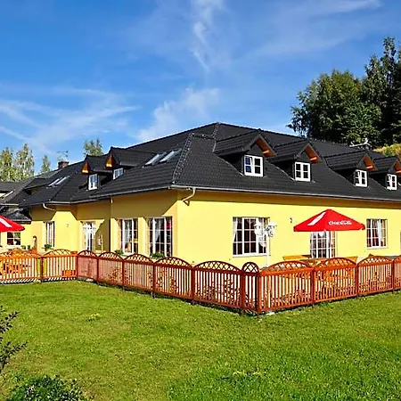 شقة فندقية Dwor Skalny Apartamenty, I Restauracja Karczma Skalna Miłków