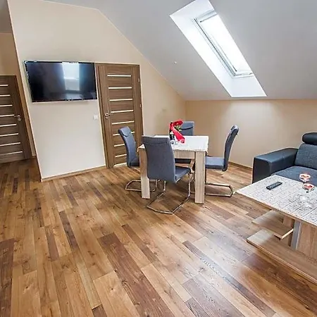 Dwor Skalny Apartamenty, I Restauracja Karczma Skalna